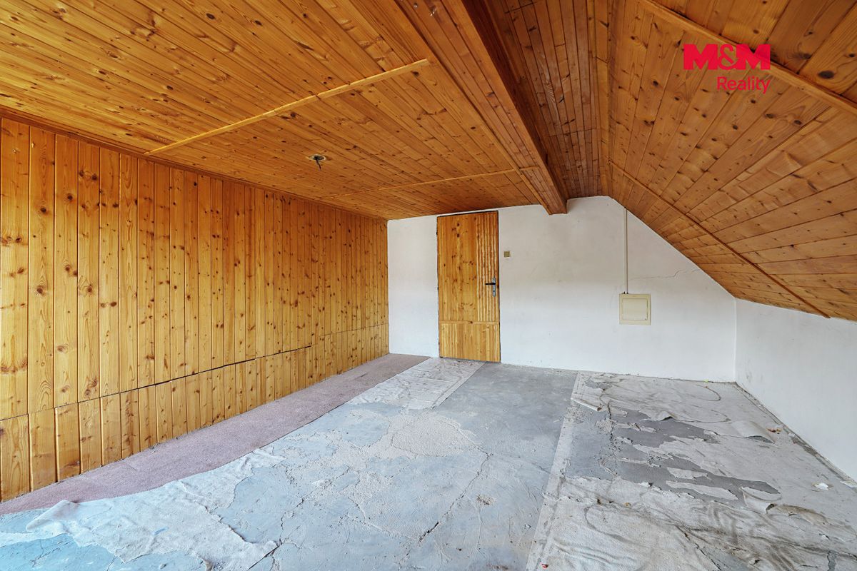 Prodej rodinného domu 137 m², pozemek 203 m² – fotografie 2