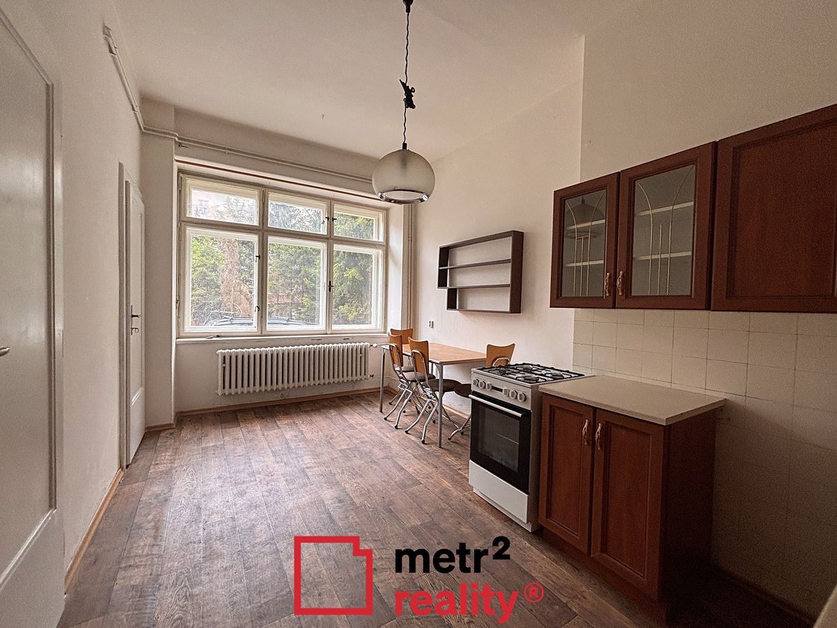 Pronájem bytu 2+1 112 m² – fotografie 2