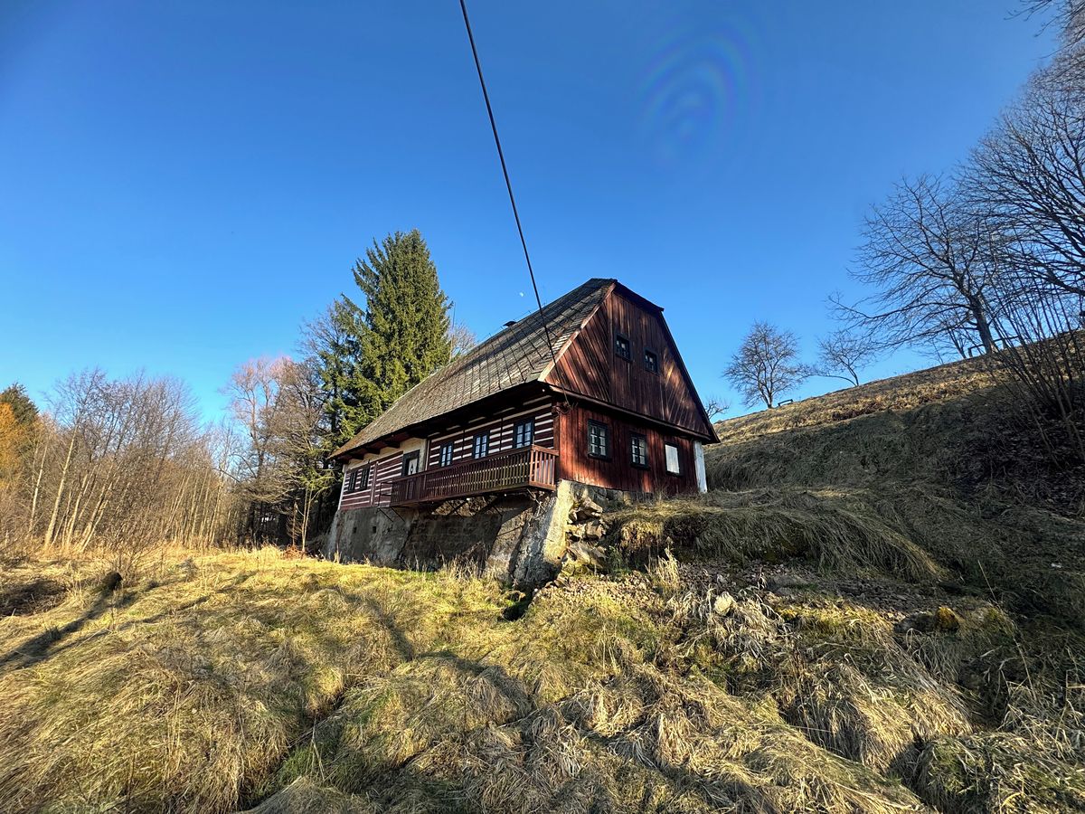 Prodej chalupy 200 m², pozemek 730 m²