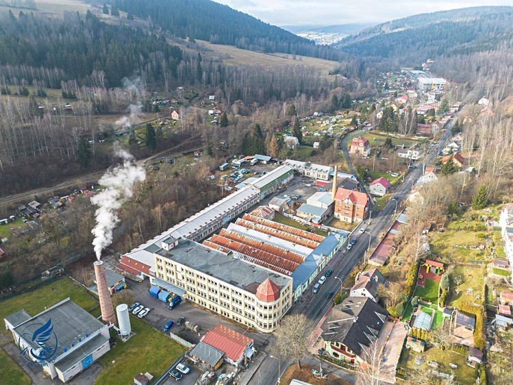 Prodej komerčního prostoru, 960 m² (5 z 23)