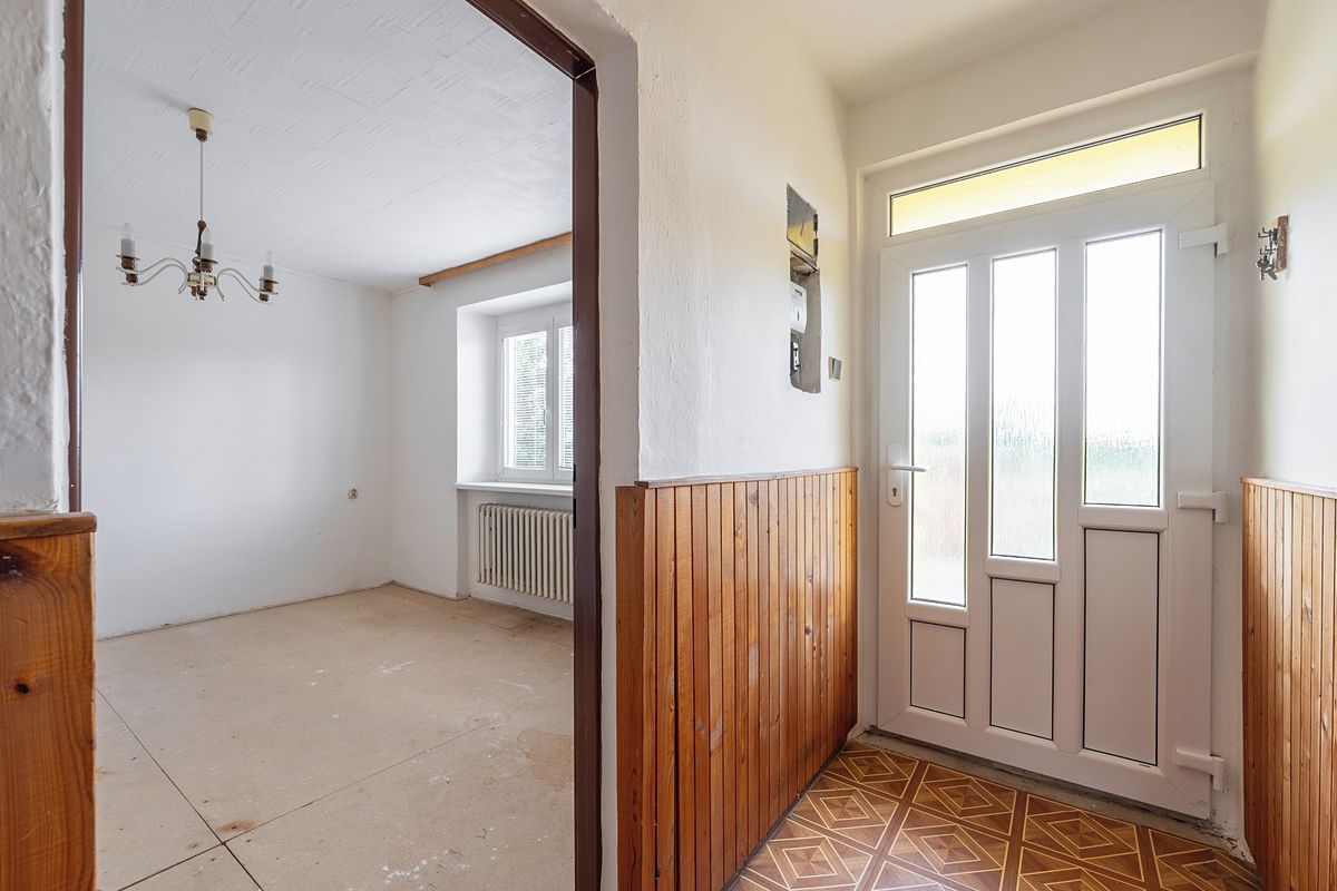 Prodej rodinného domu 146 m², pozemek 288 m² – fotografie 3
