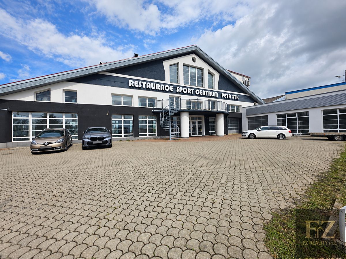 Pronájem obchodního prostoru 996 m² – fotografie 2