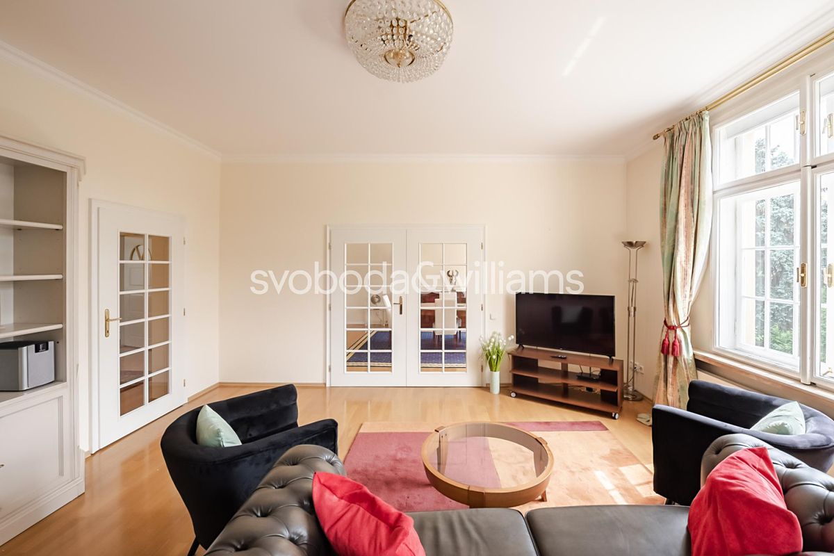 Pronájem bytu 3+1 150 m² – fotografie 2