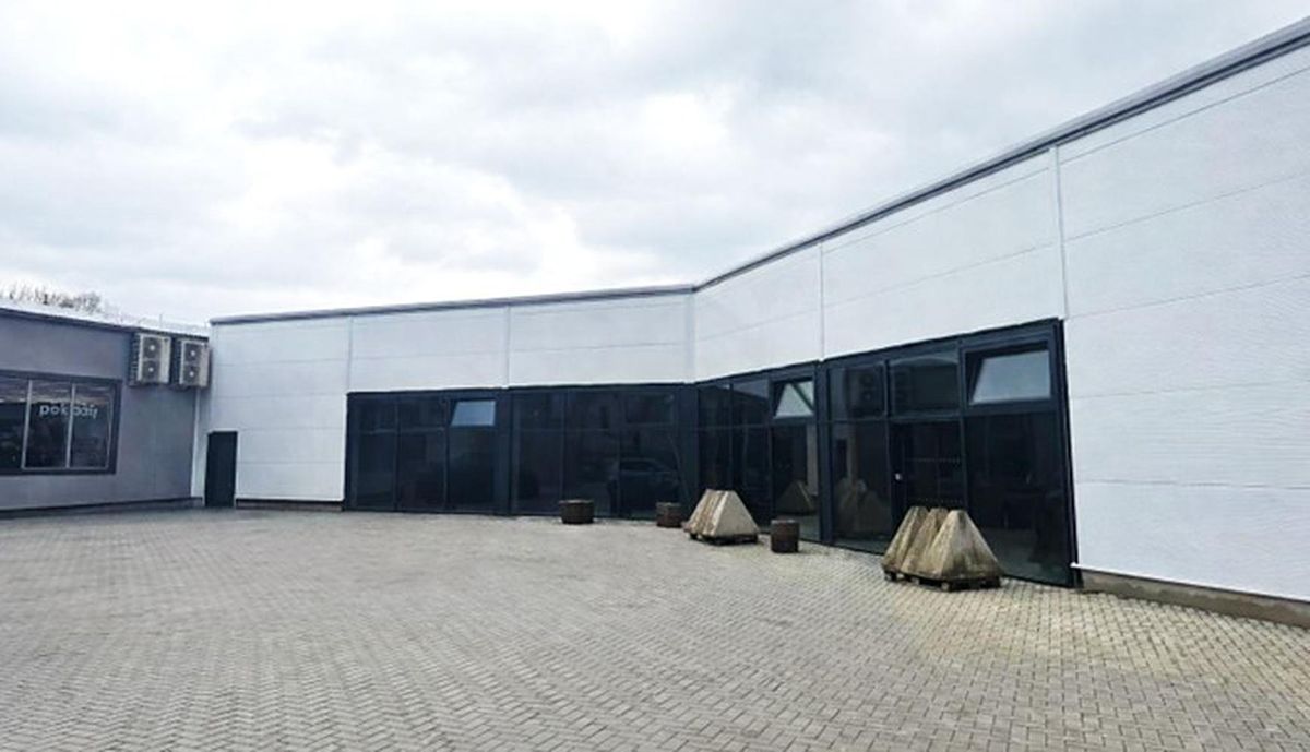 Pronájem obchodního prostoru 660 m²