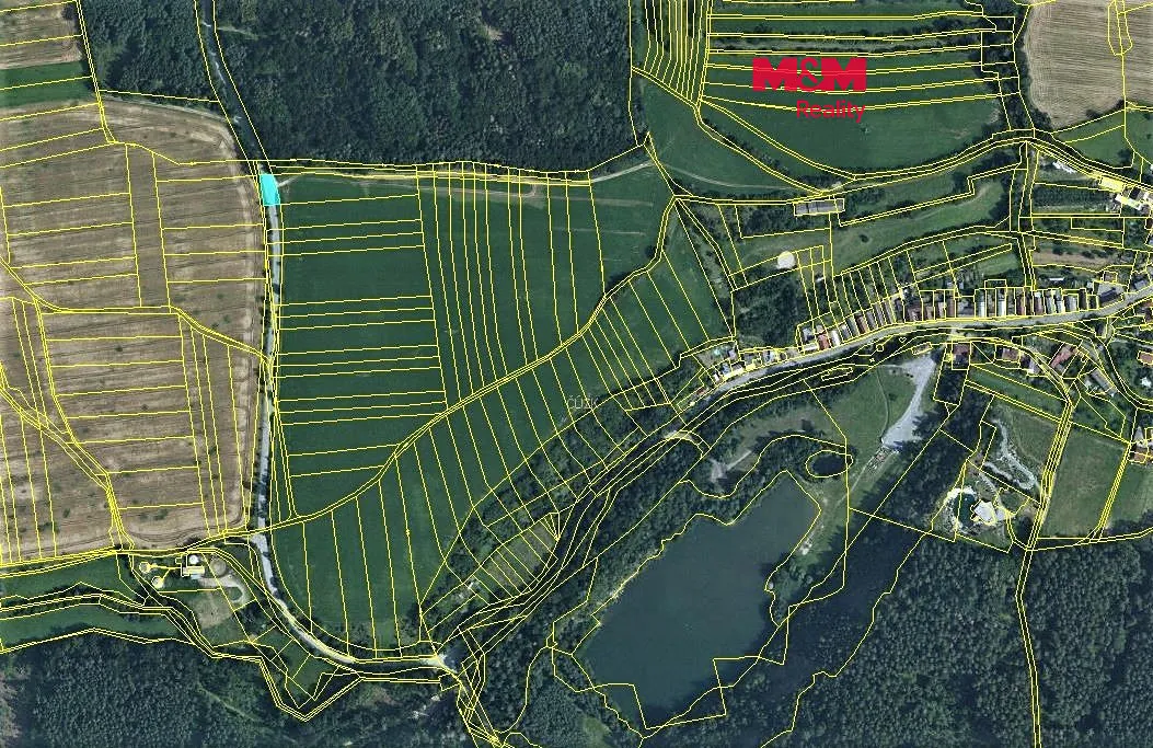 Prodej pozemku 425 m²
