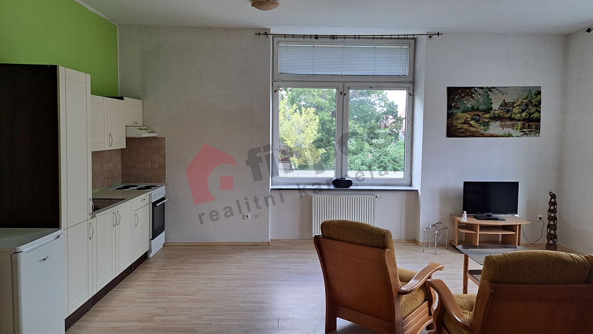 Pronájem bytu 2+kk 73 m² – fotografie 3