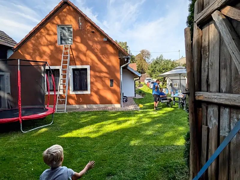 Prodej rodinného domu 115 m², pozemek 1834 m², Votice – náhled fotky 1