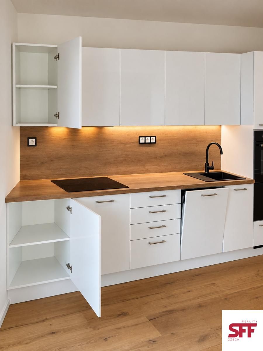 Pronájem bytu 2+kk 51 m² – fotografie 4