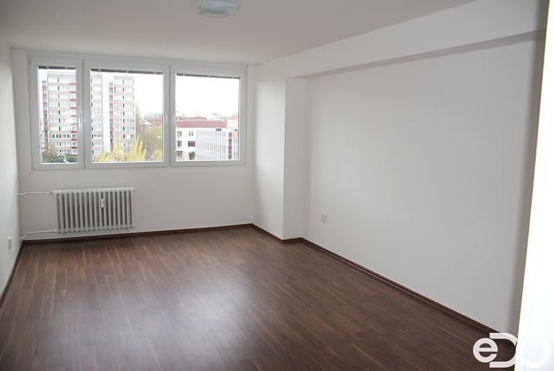 Pronájem bytu 2+kk 64 m² – fotografie 5