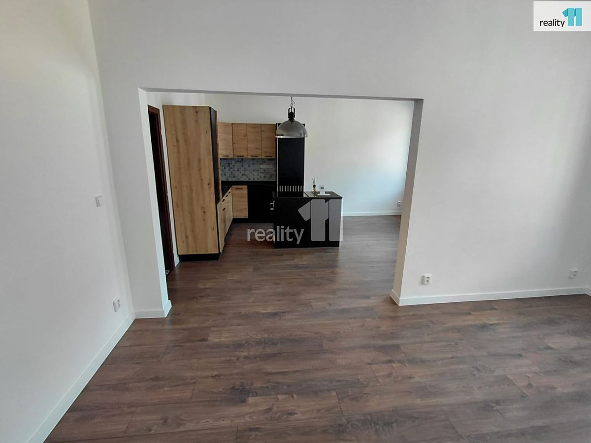 Pronájem bytu 3+1 97 m² – fotografie 5