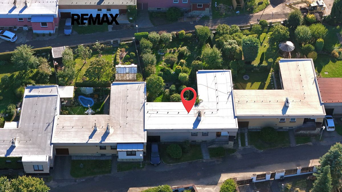 Prodej rodinného domu 108 m², pozemek 236 m² – fotografie 2
