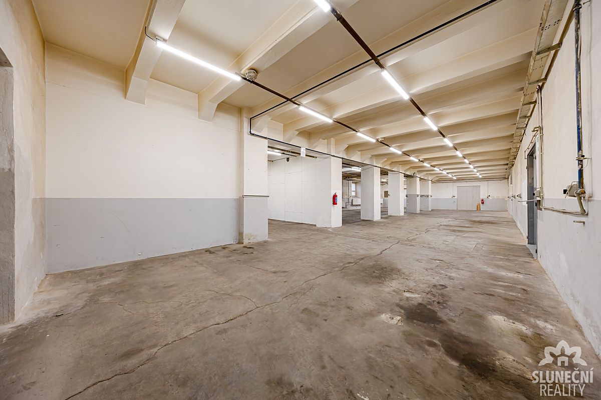 Pronájem výrobní haly, prostoru 348 m² – fotografie 3