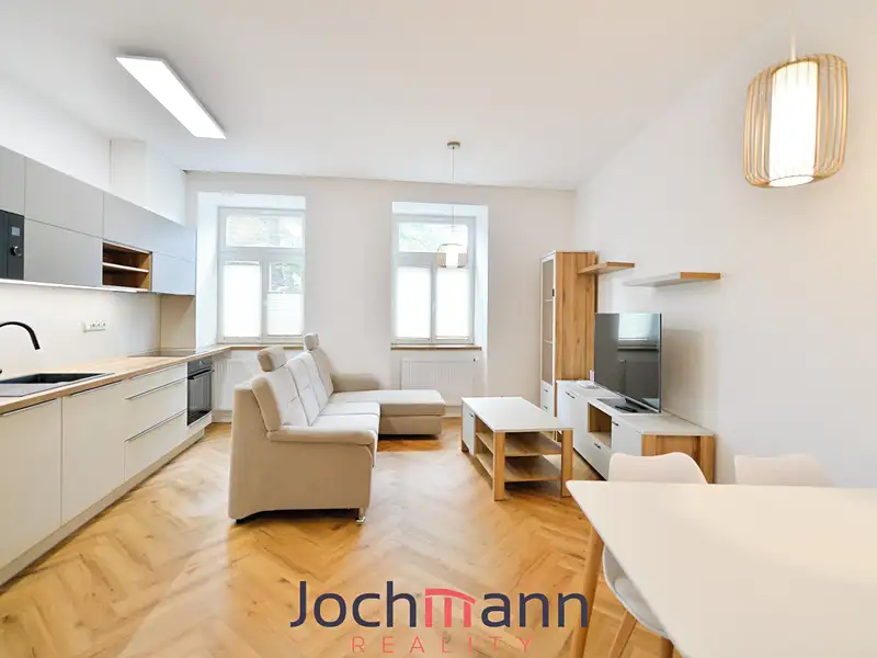 Pronájem bytu 2+kk 57 m², České Budějovice – náhled fotky 2