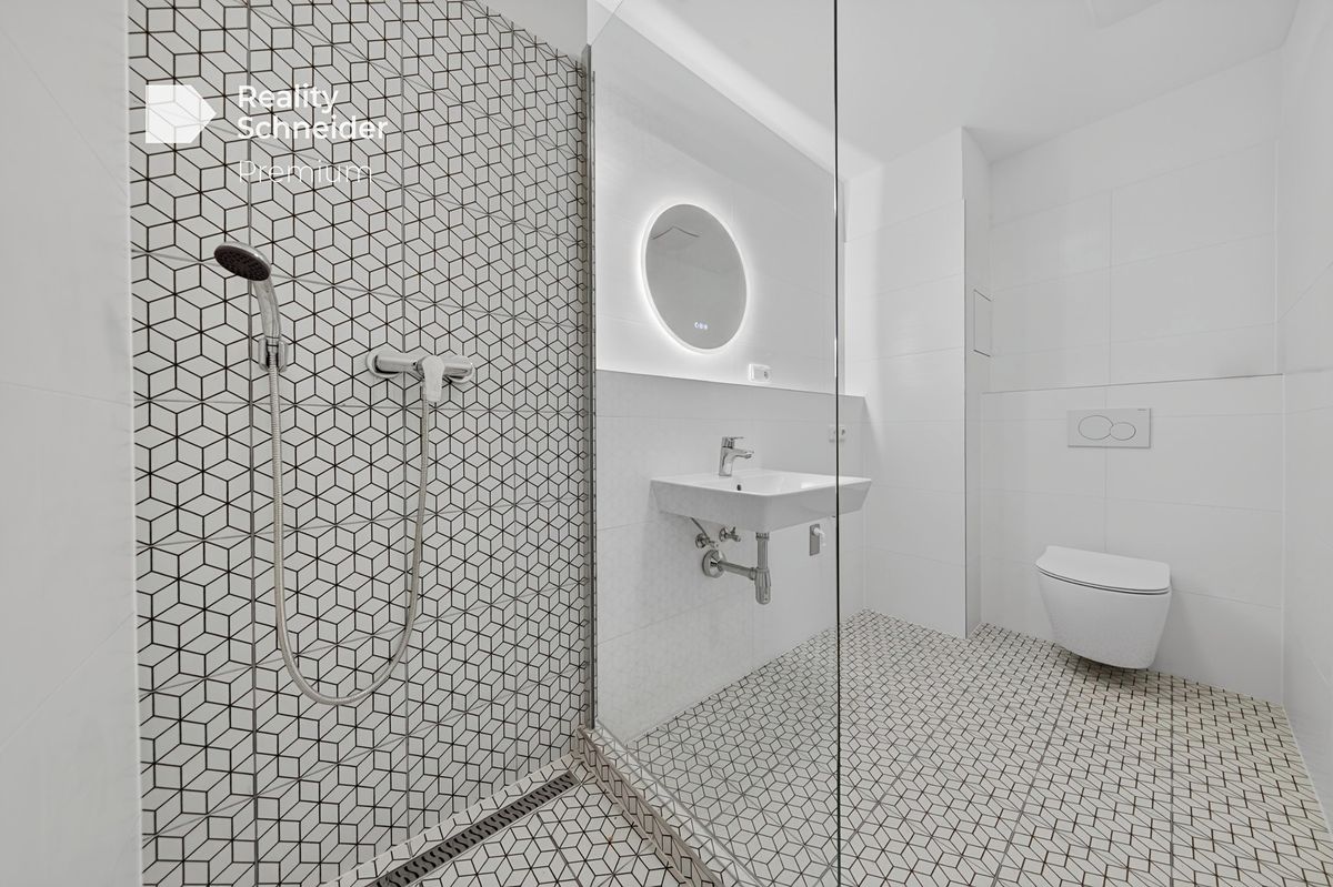 Prodej bytu 1+kk 26 m², Milovice – fotka 1 z 3