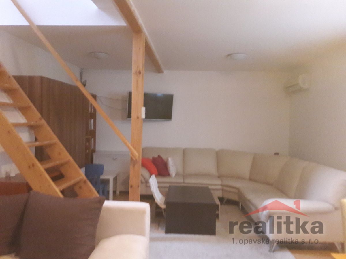 Pronájem bytu 3+kk 74 m² – fotografie 2