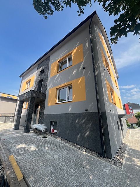 Pronájem bytu 2+kk 57 m² – fotografie 2
