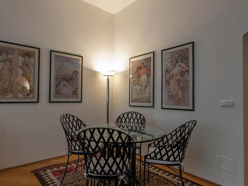 Pronájem bytu 3+1 80 m², Praha – náhled fotky 3