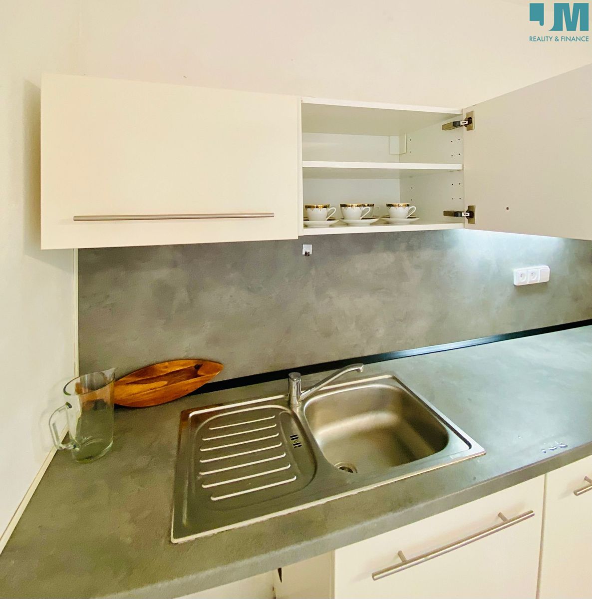 Pronájem bytu 2+1 49 m² – fotografie 3