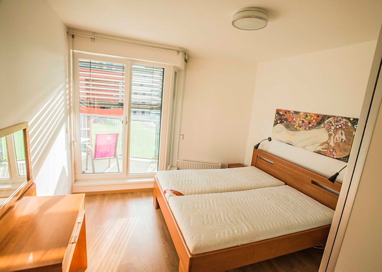 Pronájem bytu 2+kk, 52 m² (8 z 12)
