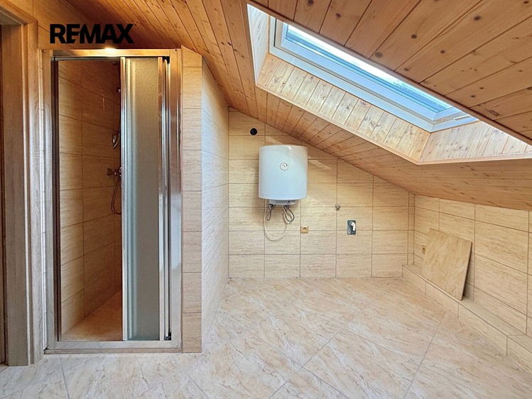 Будинок на продаж, 300 м² (13 з 27)