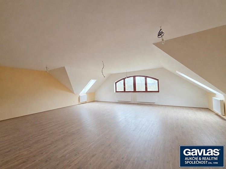 Prodej komerčního prostoru, 570 m² (40 z 74)