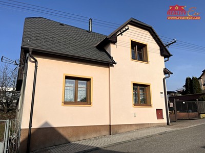 Prodej domu, 200 m² (2 z 19)