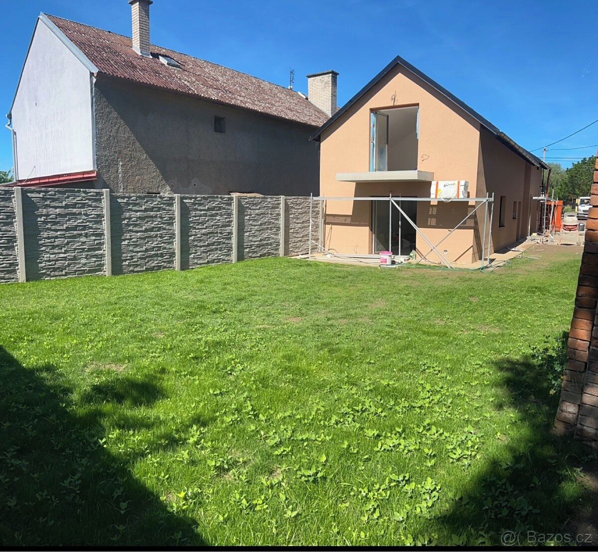 Prodej rodinného domu 170 m², pozemek 200 m² – fotografie 3