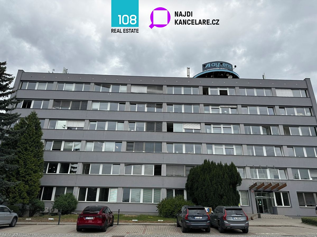 Pronájem kanceláře 536 m²