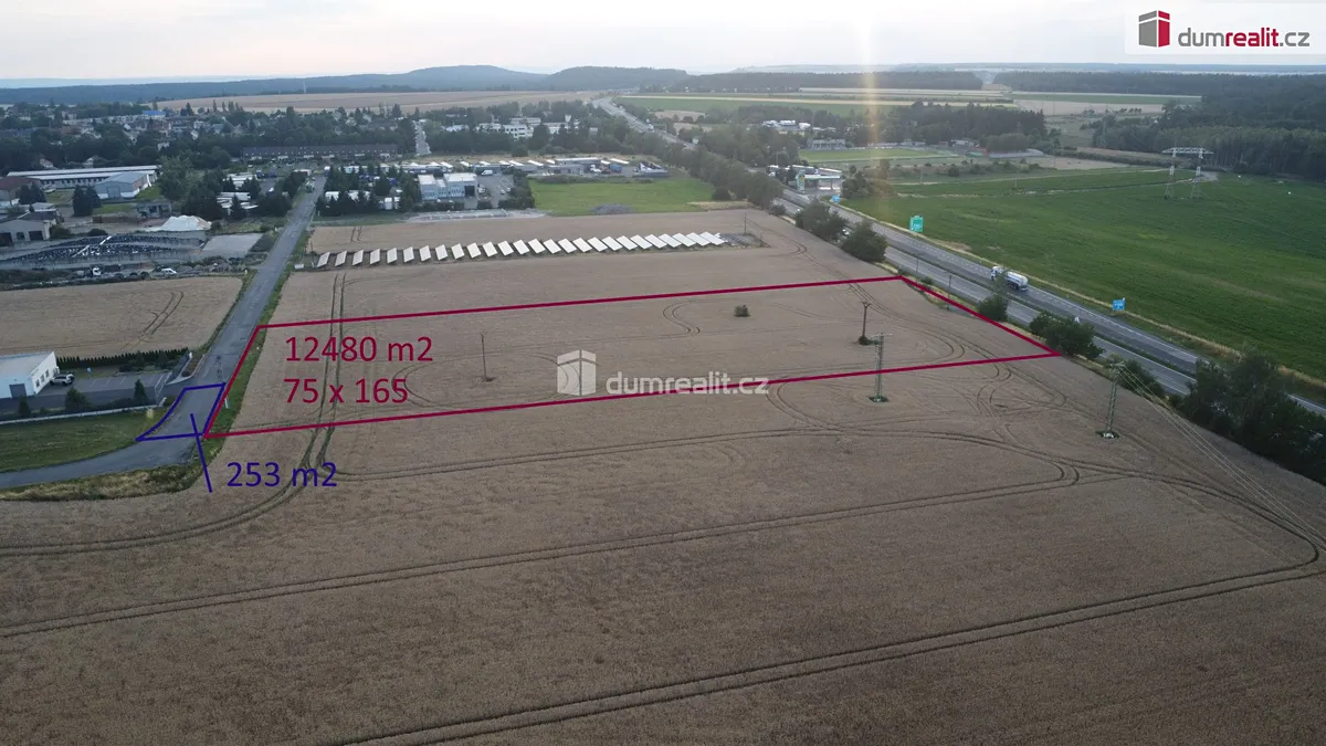 Prodej pole 12733 m²