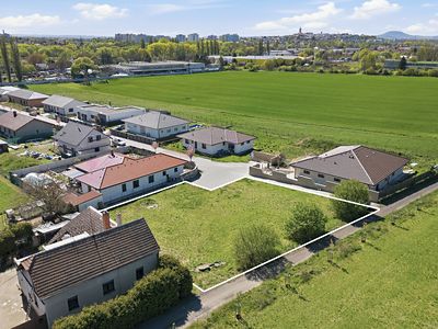 Prodej stavebního pozemku 1107 m²