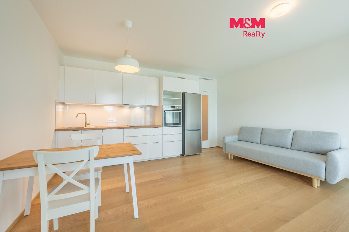 Pronájem bytu 1+kk 34 m²