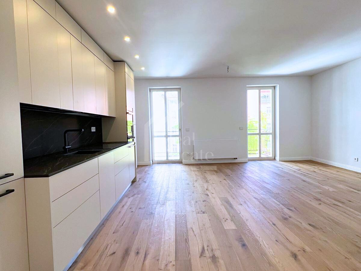 Pronájem bytu 4+kk 125 m²