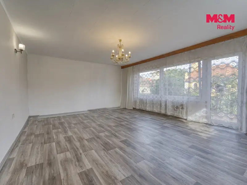 Prodej chalupy 170 m², pozemek 1474 m², Lubenec – náhled fotky 3