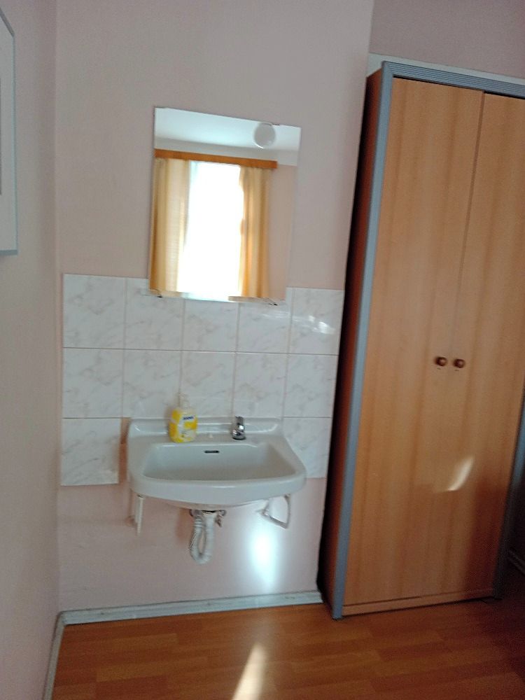 Pronájem bytu 2+kk 43 m² – fotografie 4