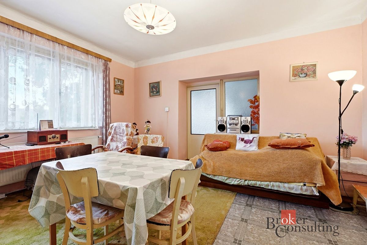 Prodej rodinného domu 136 m², pozemek 1281 m² – fotografie 5