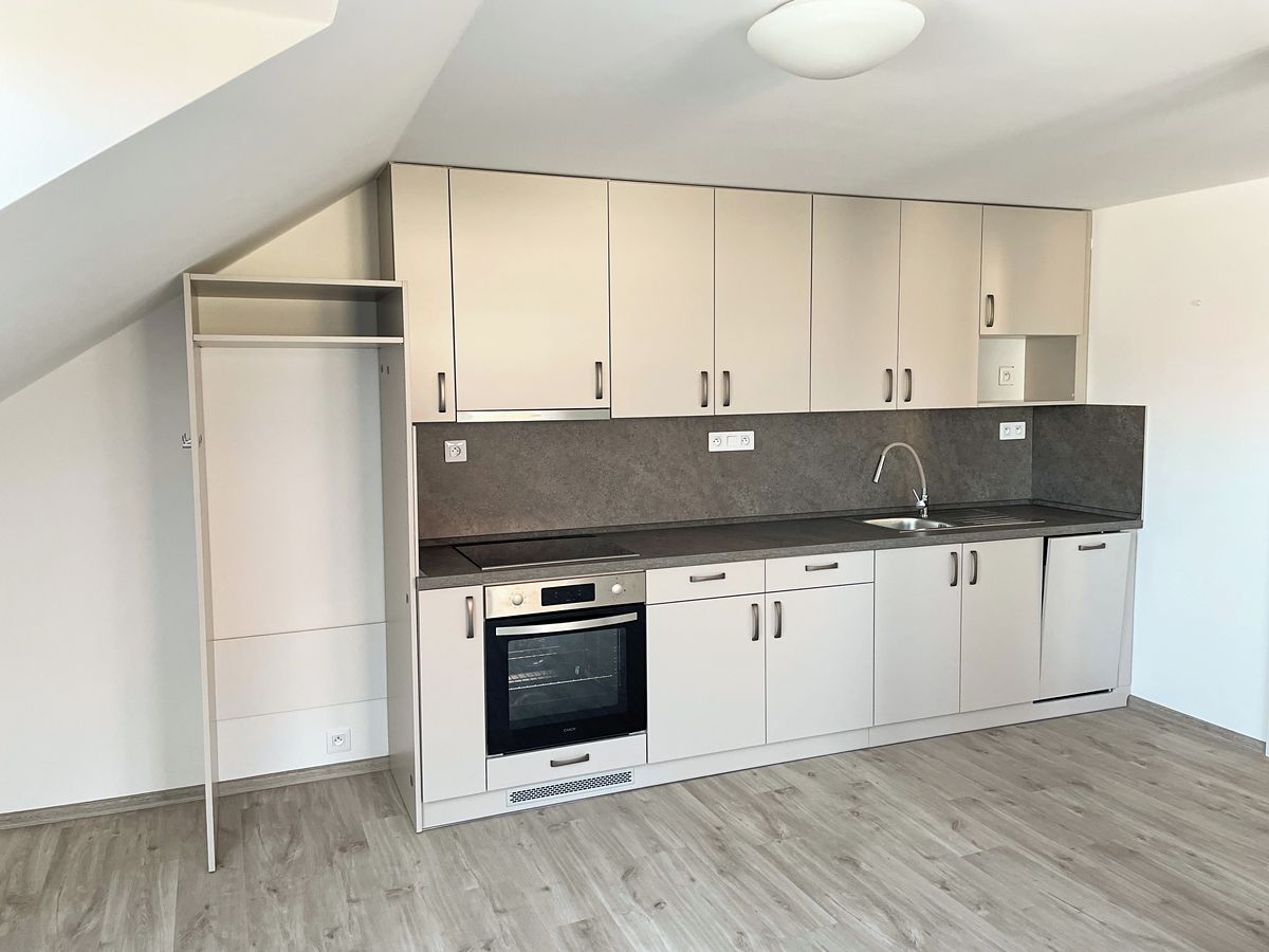 Pronájem bytu 2+kk 50 m²
