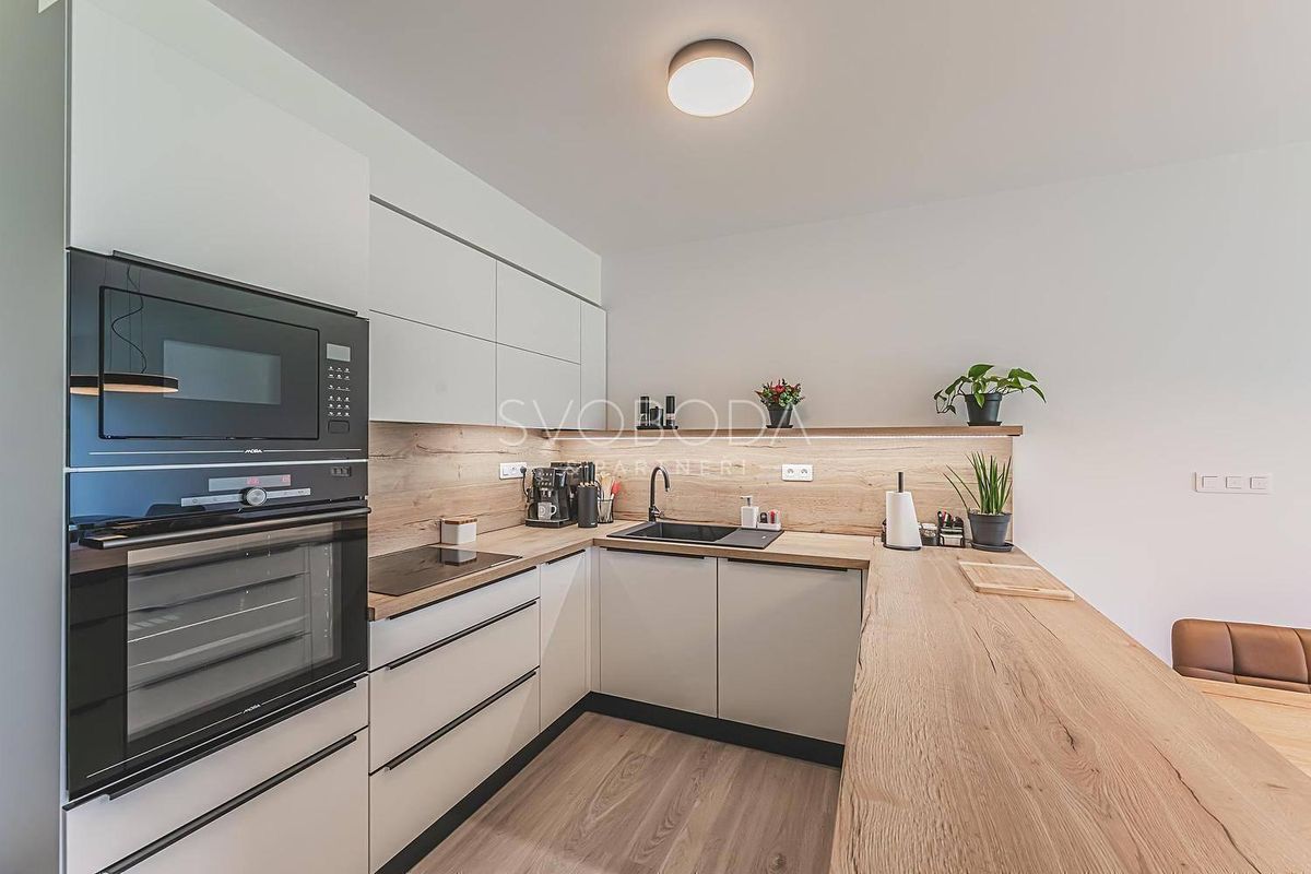 Pronájem rodinného domu 108 m², pozemek 110 m²