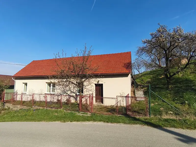 Prodej chalupy 142 m², pozemek 1048 m², Chvalčov – náhled fotky 1