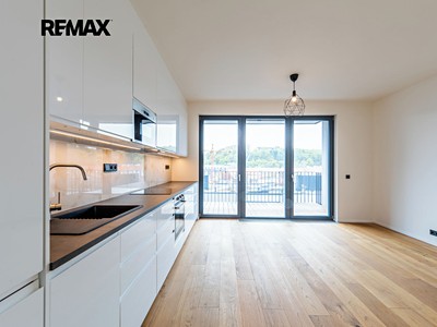 Wohnung 2+kk zur Miete, 66 m² (2 von 10)