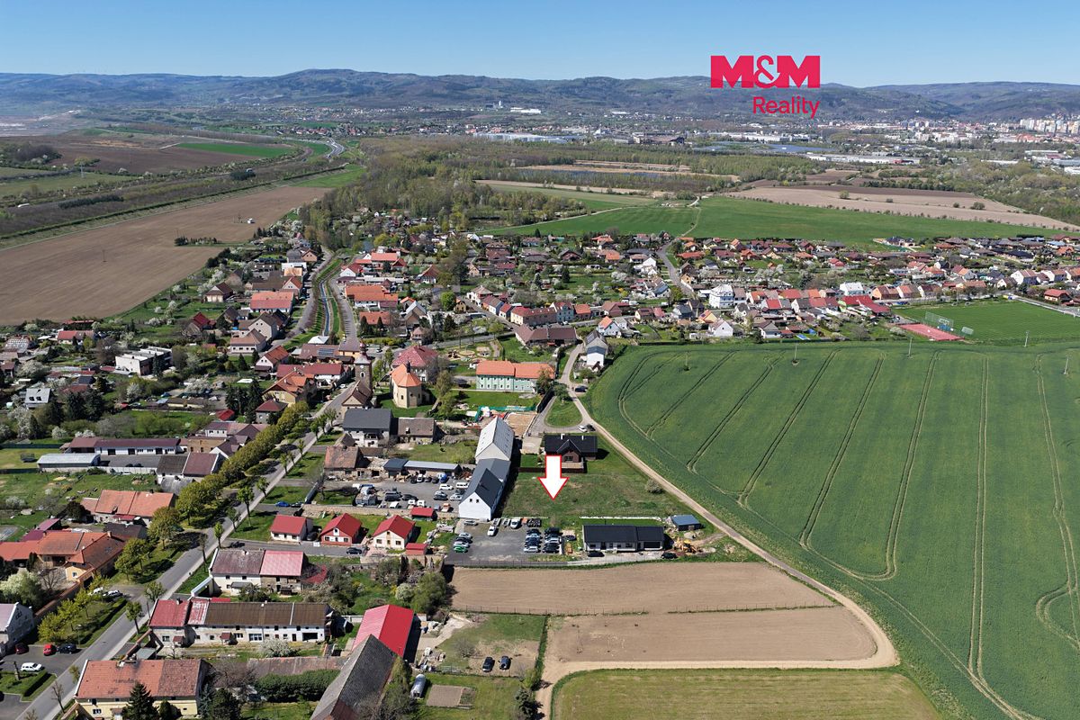 Prodej stavebního pozemku 832 m², Droužkovice – fotka 1 z 3