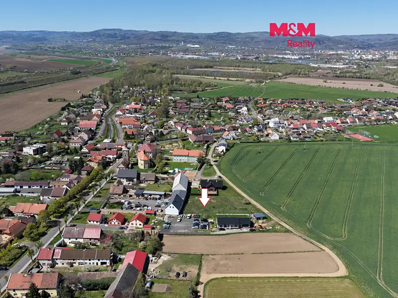 Prodej stavebního pozemku 832 m², Droužkovice – náhled fotky 1