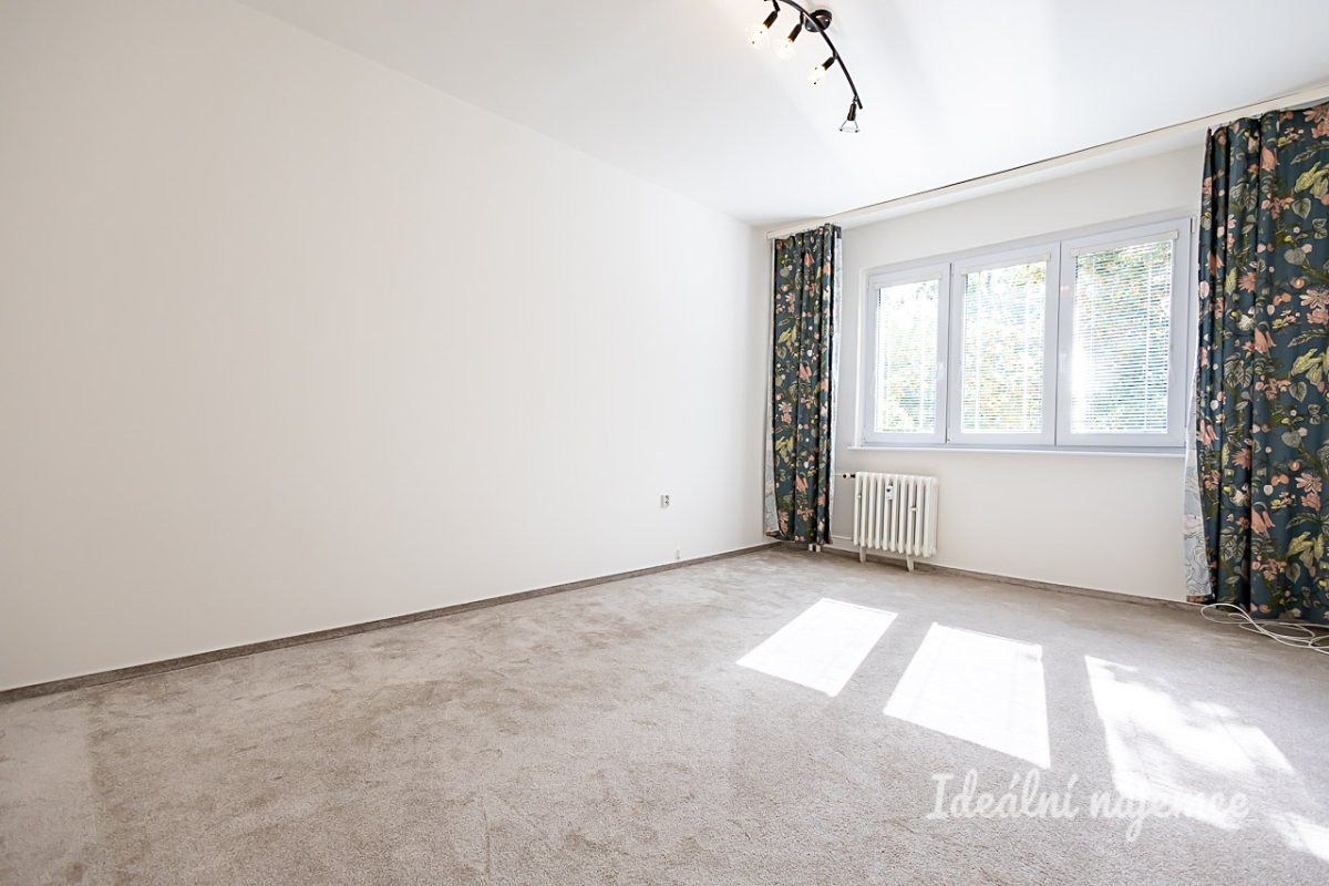 Pronájem bytu 2+1 52 m² – fotografie 4