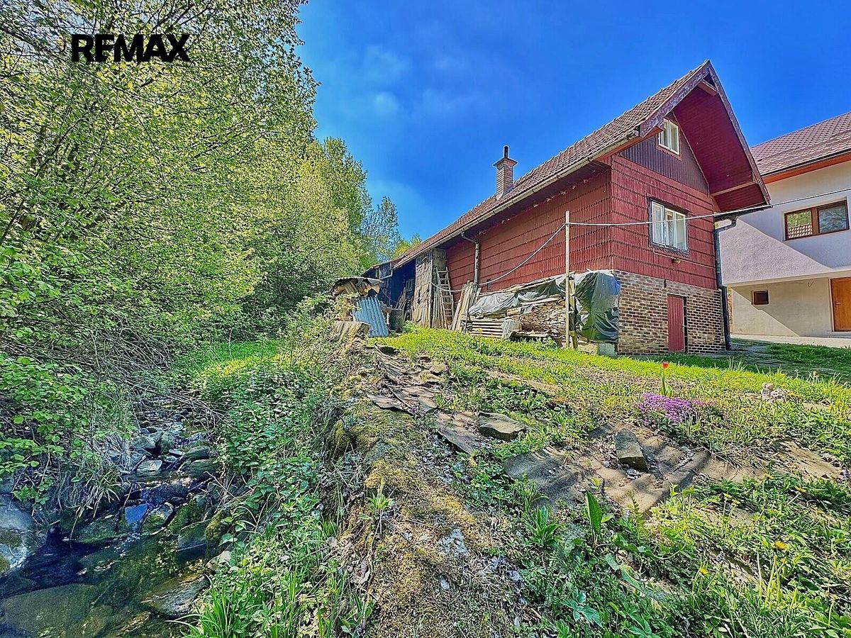 Prodej rodinného domu 94 m², pozemek 3851 m²