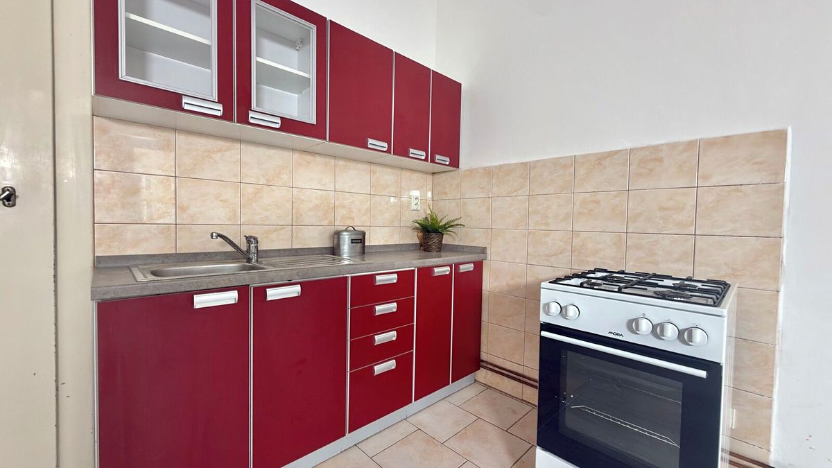 Pronájem bytu 1+1 57 m²