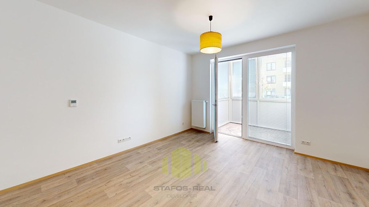 Pronájem bytu 1+kk 34 m² – fotografie 3