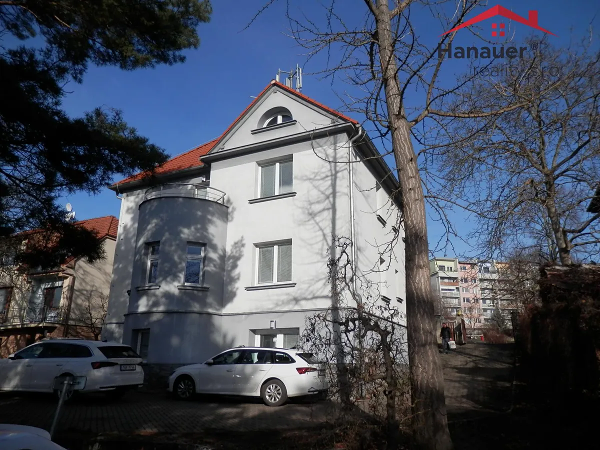 Pronájem kanceláře 110 m²