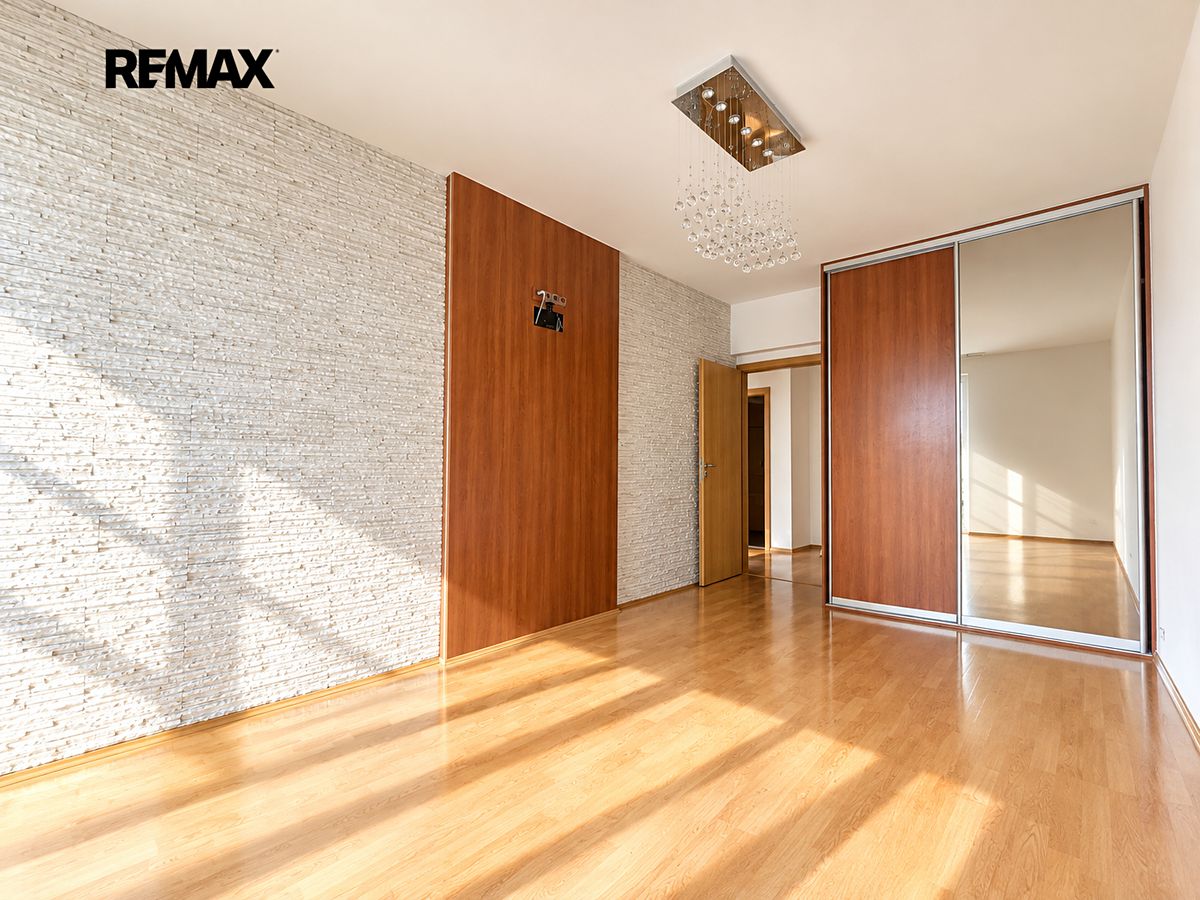 Pronájem bytu 3+kk 75 m² – fotografie 5