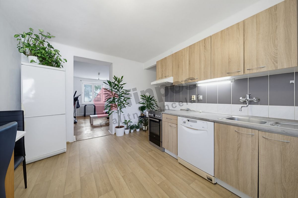 Prodej bytu 2+1 65 m² – fotografie 2