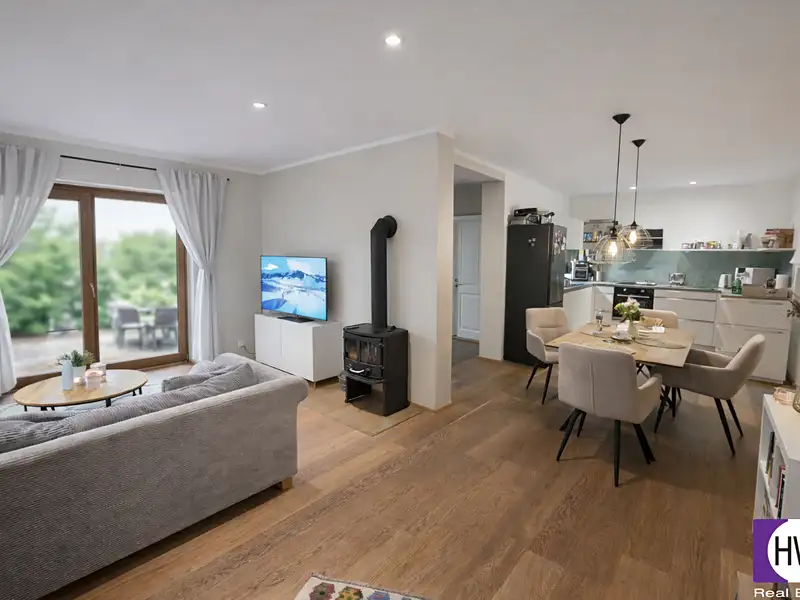 Pronájem rodinného domu 174 m², pozemek 404 m², Úvaly – náhled fotky 2