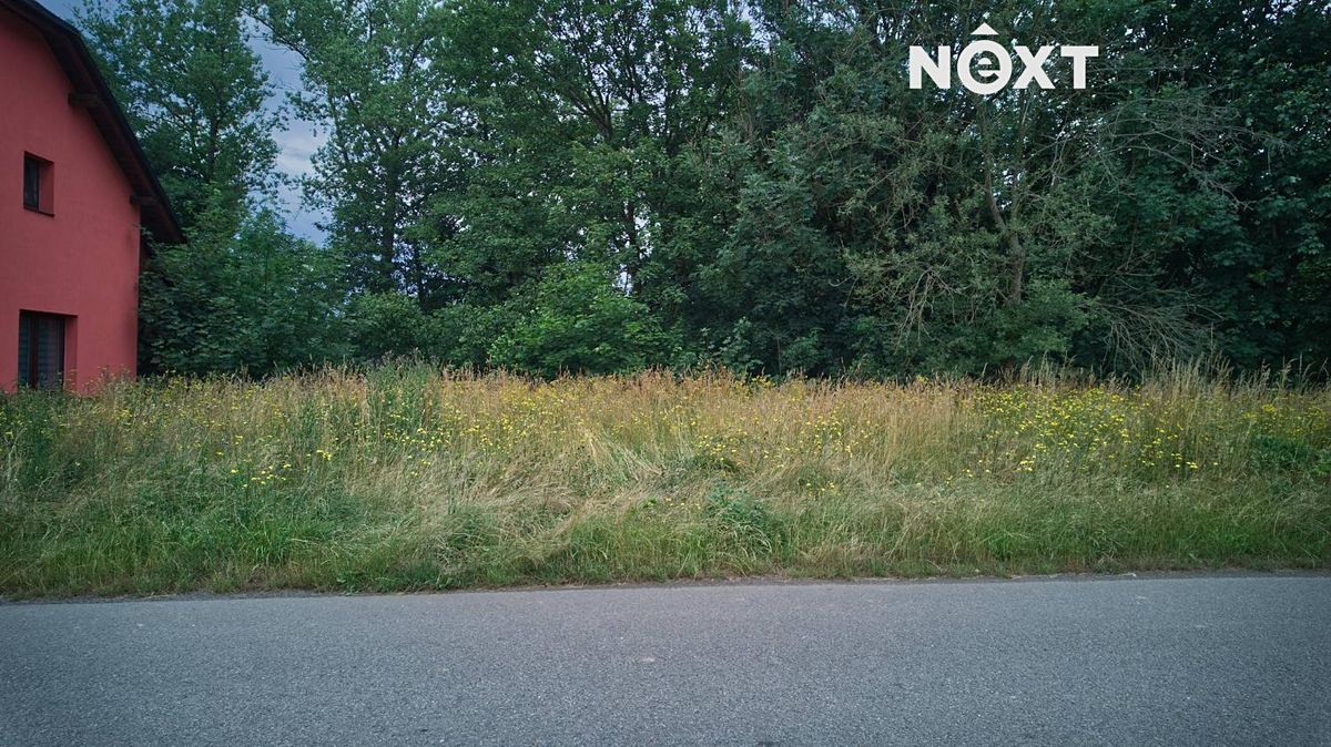 Prodej stavebního pozemku 800 m² – fotografie 3